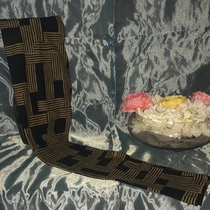 Black and gold leggings